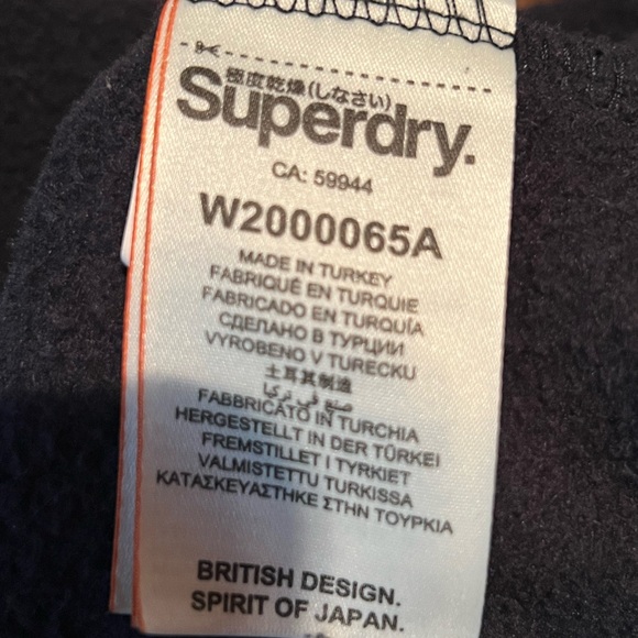 Superdry hoodie fitted style in black. Excellent condition. - Picture 11 of 11